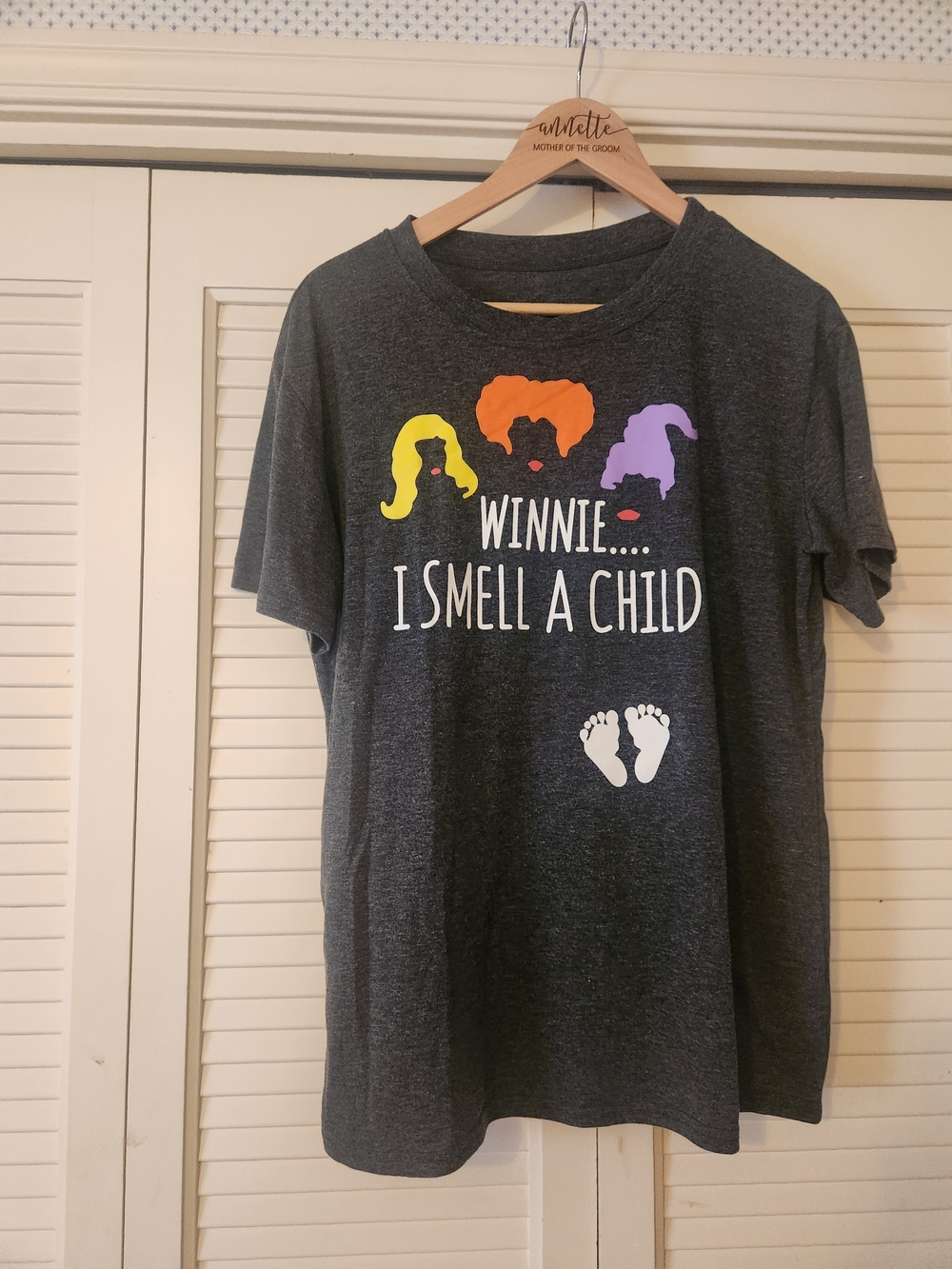 Winnie I Smell a Child Kids Graphic Tee - Dark Gray